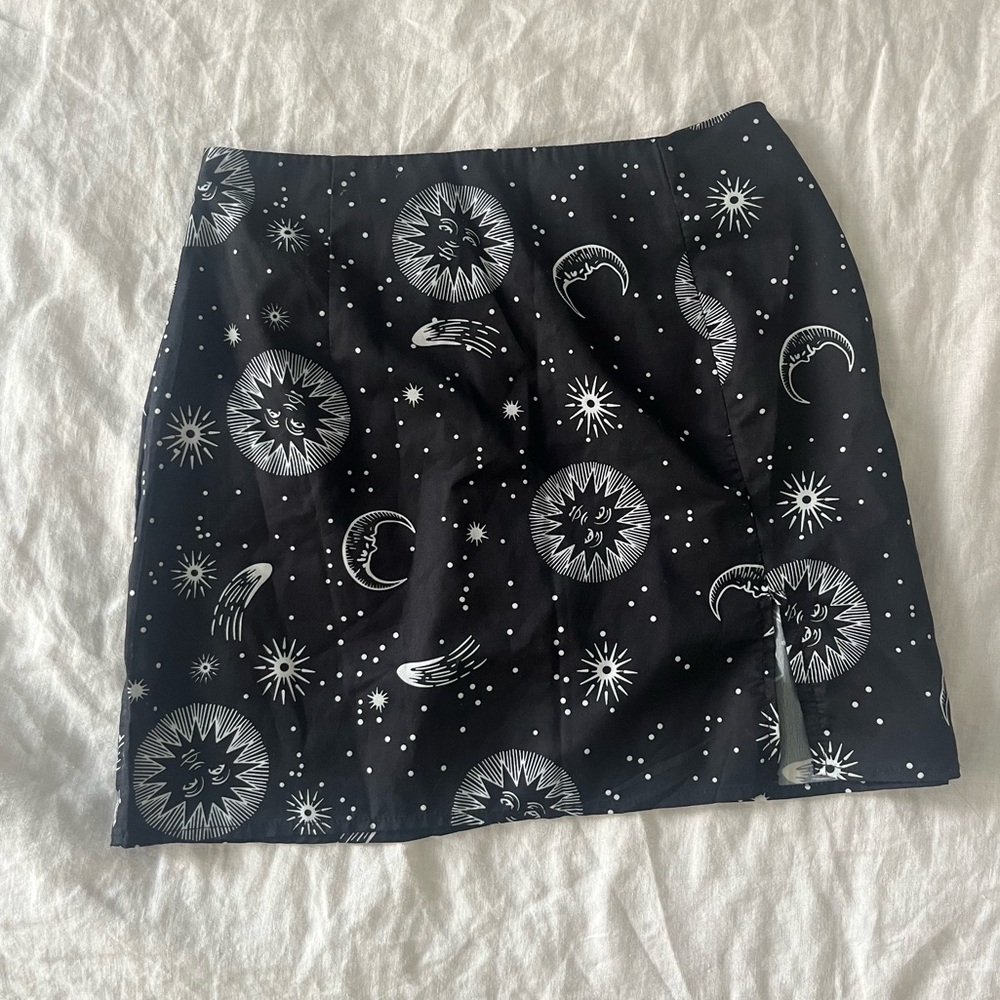 Black moon and sun mini skirt